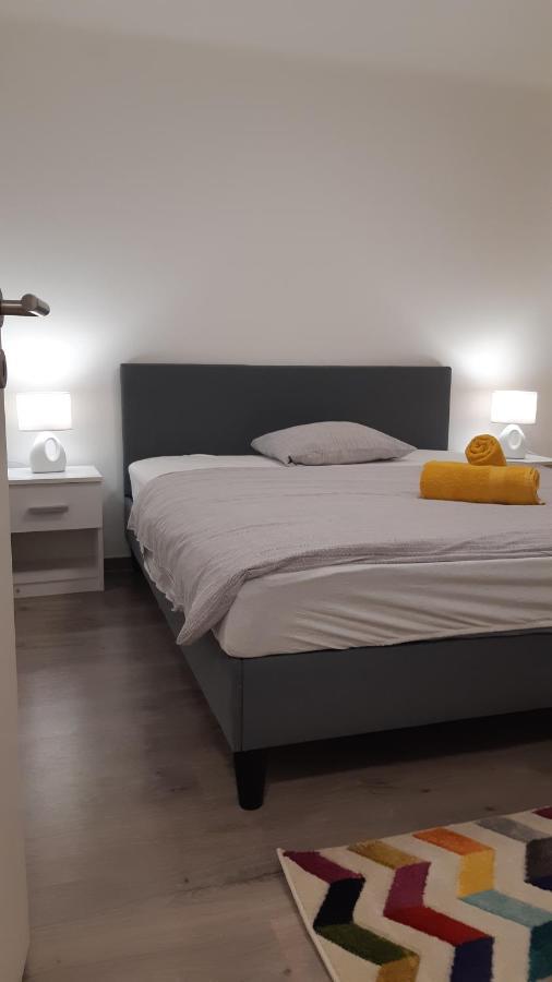 T8 Apartment Balatonfured Luaran gambar