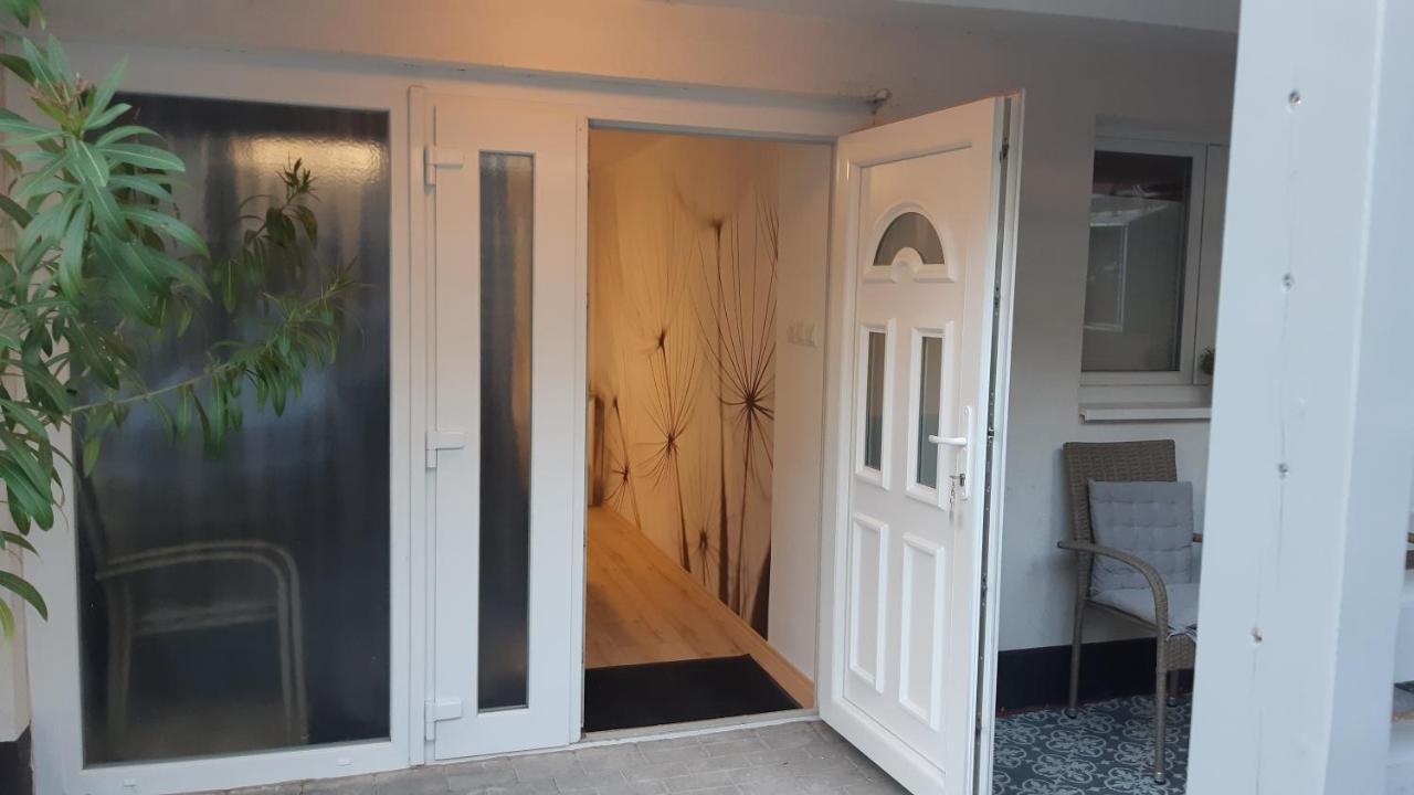 T8 Apartment Balatonfured Luaran gambar