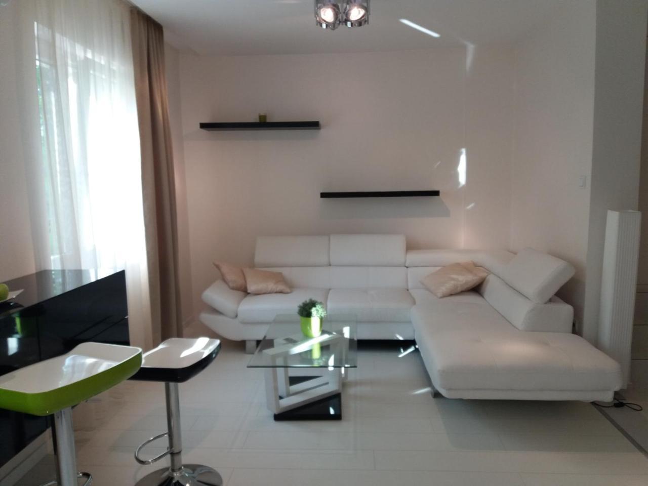 T8 Apartment Balatonfured Luaran gambar