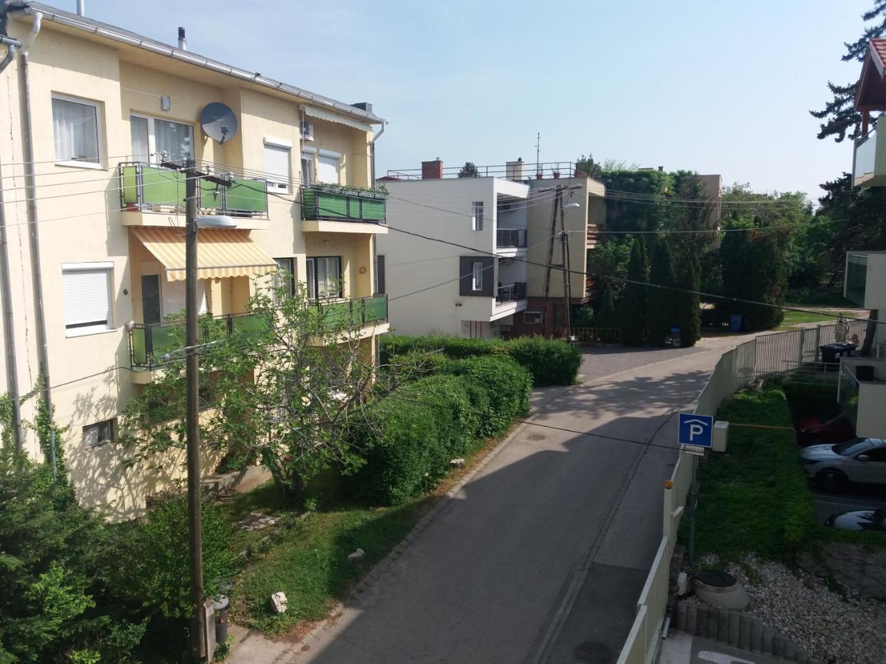 T8 Apartment Balatonfured Luaran gambar