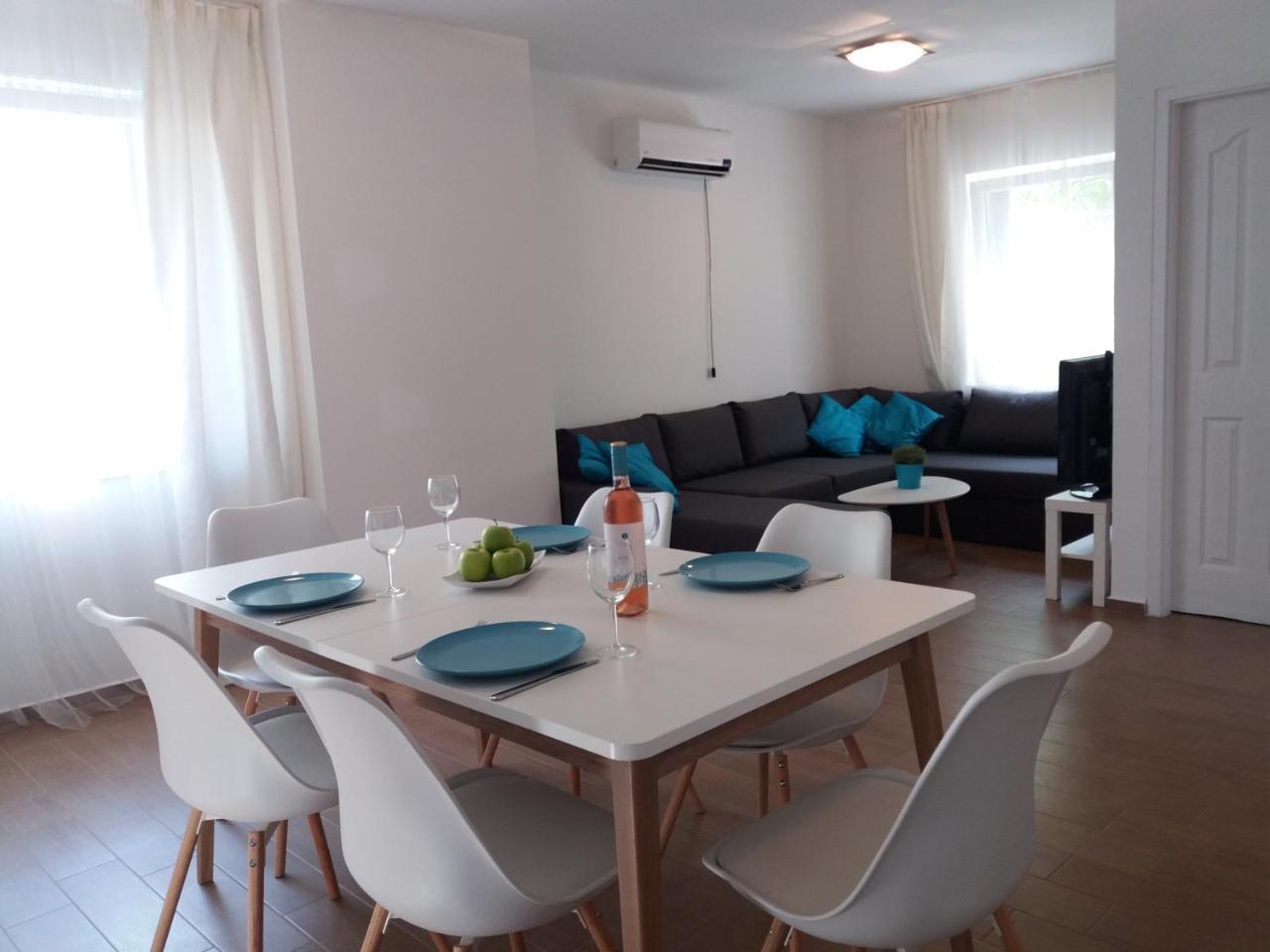 T8 Apartment Balatonfured Luaran gambar