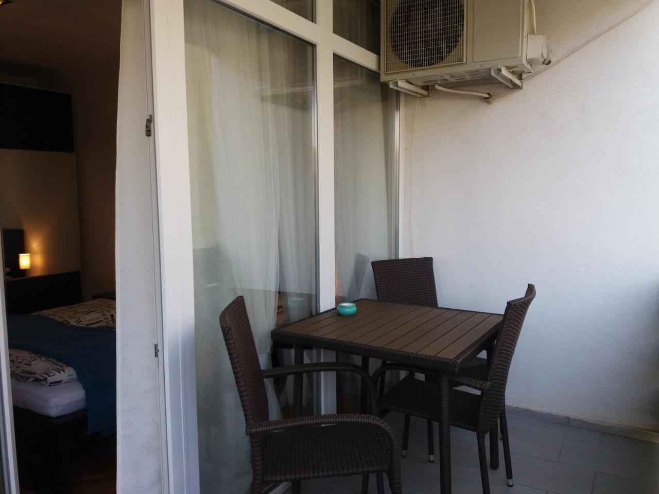 T8 Apartment Balatonfured Luaran gambar